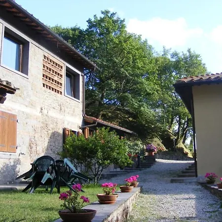 Le Isole Apartment Scarperia